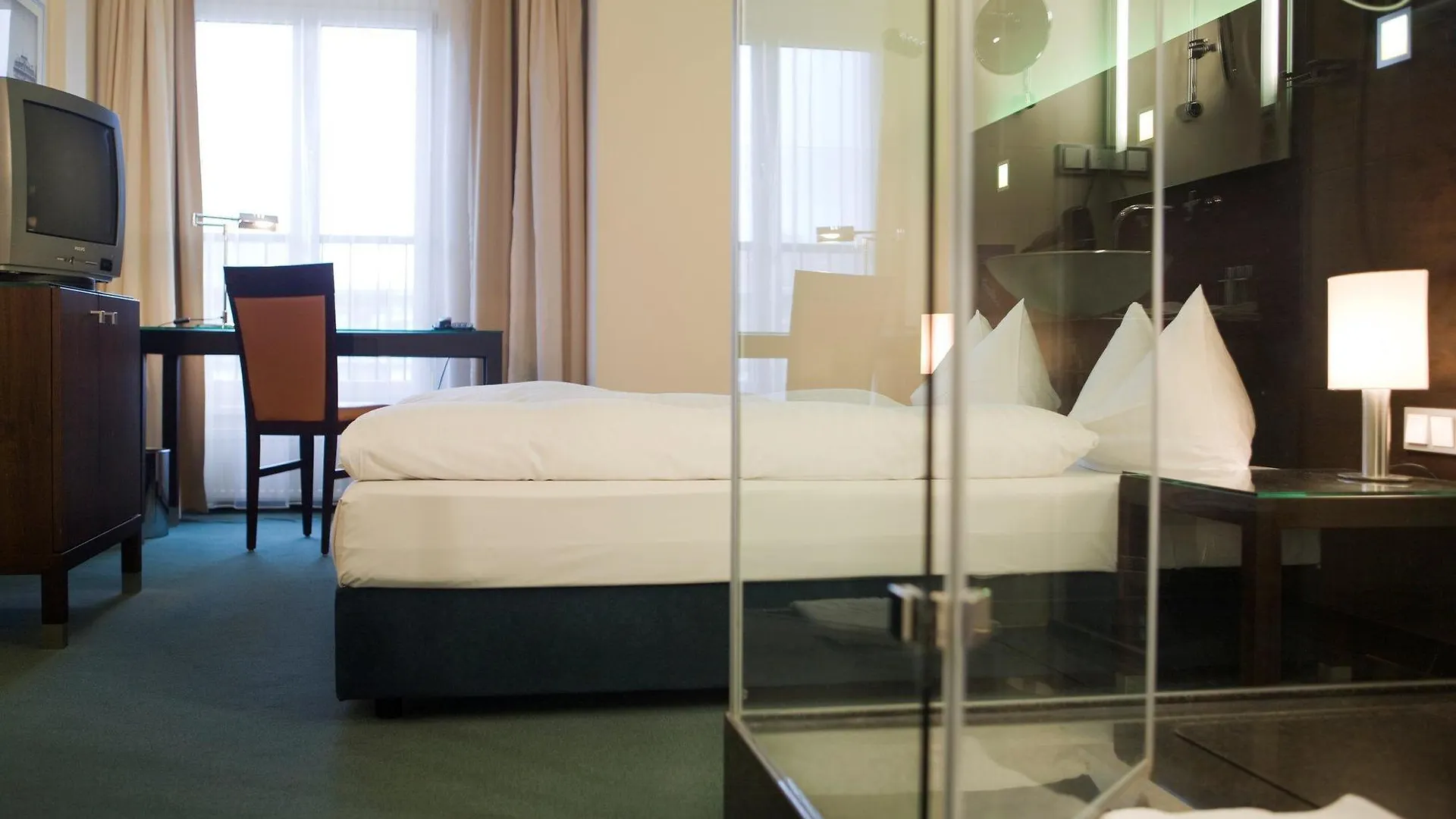 Flemings Hotel Frankfurt Hamburger Allee Frankfurt am Main 4*,